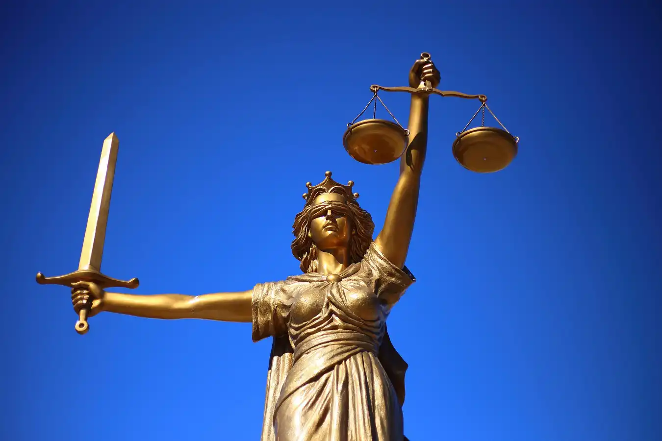 BREAKING NEWS: Dutch court rules against KLM in greenwashing case